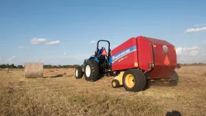 New Holland RF Fixed Chamber Round Balers