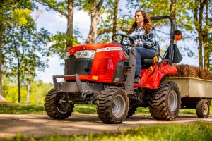 Massey Ferguson MF GC1723E*