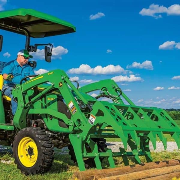 John Deere 3032E Compact Utility Tractor