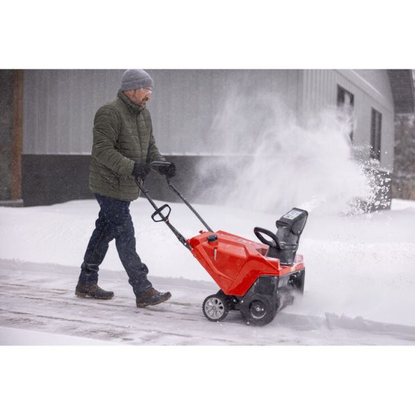 Troy-Bilt Squall™ 123R Snow Blower