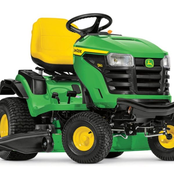 John Deere S160 Lawn Tractor