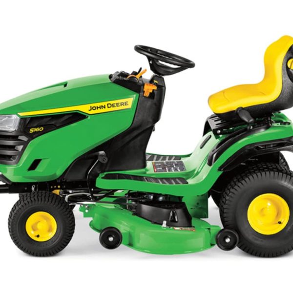 John Deere S160 Lawn Tractor