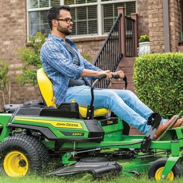 John Deere Z325E ZTrak™ Mower with 48-in. Deck