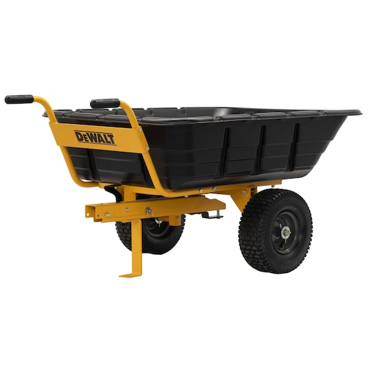 DEWALT 10 Cu. Ft. Swivel Cart