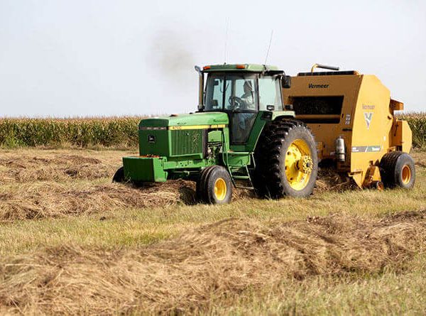 Vermeer 605N Cornstalk Special Baler