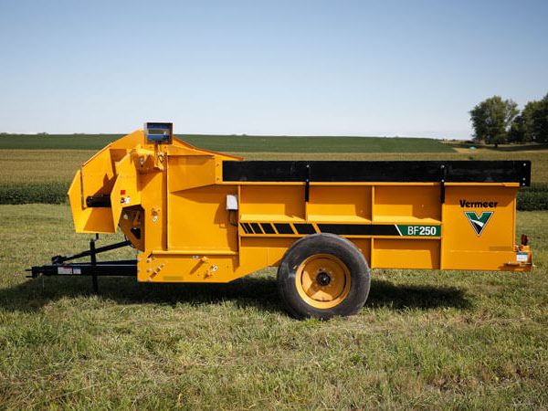 Vermeer BF250 Feed Wagon